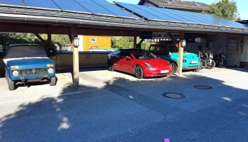 Tesla Supercharger - Anif