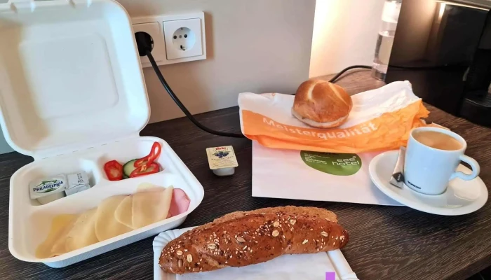 Eee Hotel Gunskirchen -  Essen Und Trinken - Gunskirchen