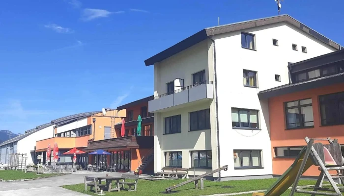 Flugplatz Niederoblarn Instagram - Flughafenweg