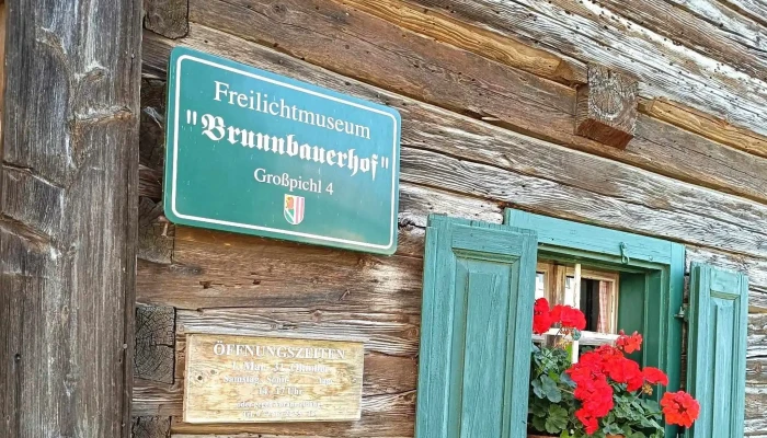 Freilichtmuseum Brunnbauerhof -  Jetzt Geoffnet - Andorf