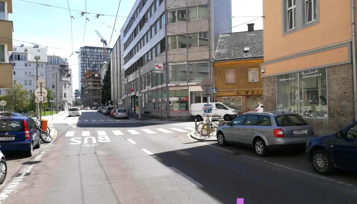 Neue Heimat Gemeinnutzige Wohnungs  U Siedlungsges In Oberosterreich Gesmbh Aussenbereich - Linz