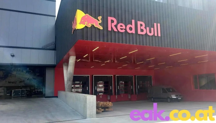 Red Bull Energy Station Department -  Neueste - Oberwang