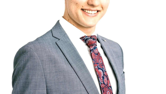 Sebastian Sturmer Vom Inhaber - Linz