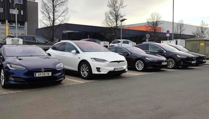 Tesla Center Graz Kalsdorf -  Instagram - Kalsdorf Bei Graz