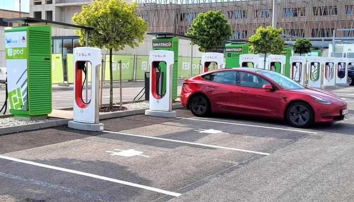 Tesla Supercharger -  Nummer - Eberstalzell