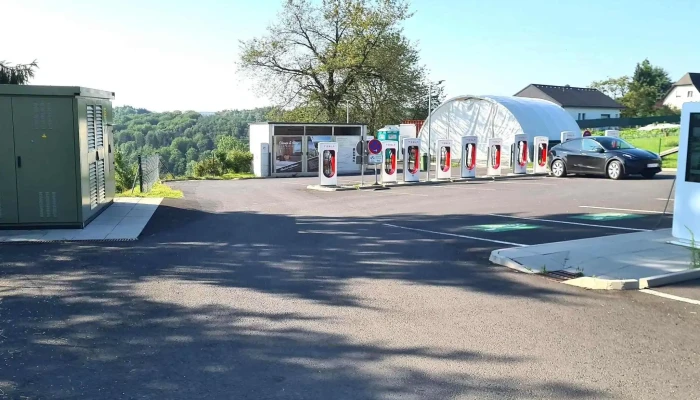 Tesla Supercharger -  Standort - Laßnitzhöhe