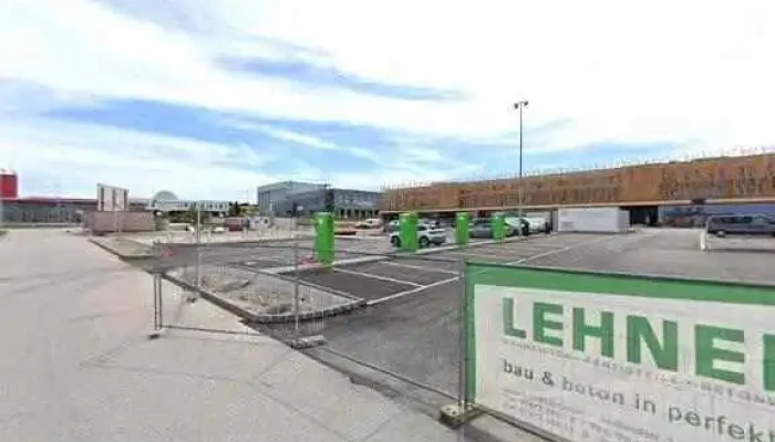 Tesla Supercharger -  Street View 360deg Fotos - Eberstalzell